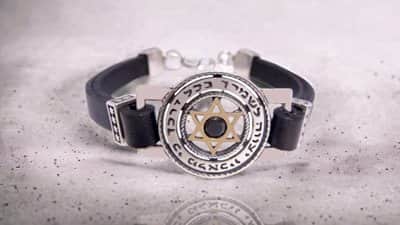 צמיד "ברוך הגבר" כסף וזהב "כי מלאכיו" בשילוב מגן דוד משובץ אבן אוניקס