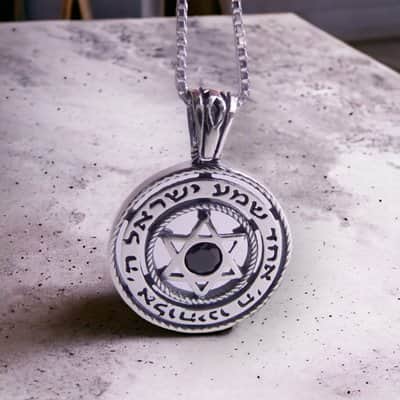 תליון מגן דוד "שמע ישראל" משובץ אבן אוניקס (לבחירה) , כסף