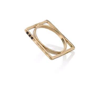 טבעת "סוד החיים"