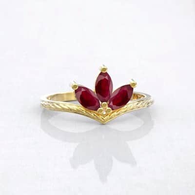 טבעת "ארייה", זהב 14K משובצת אבנים לבחירה